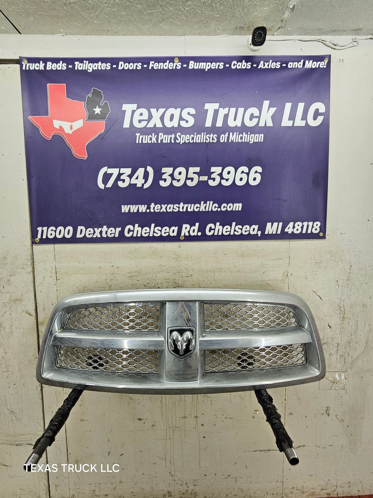 2009-2011 Dodge Ram 1500 Chrome Grill Surround