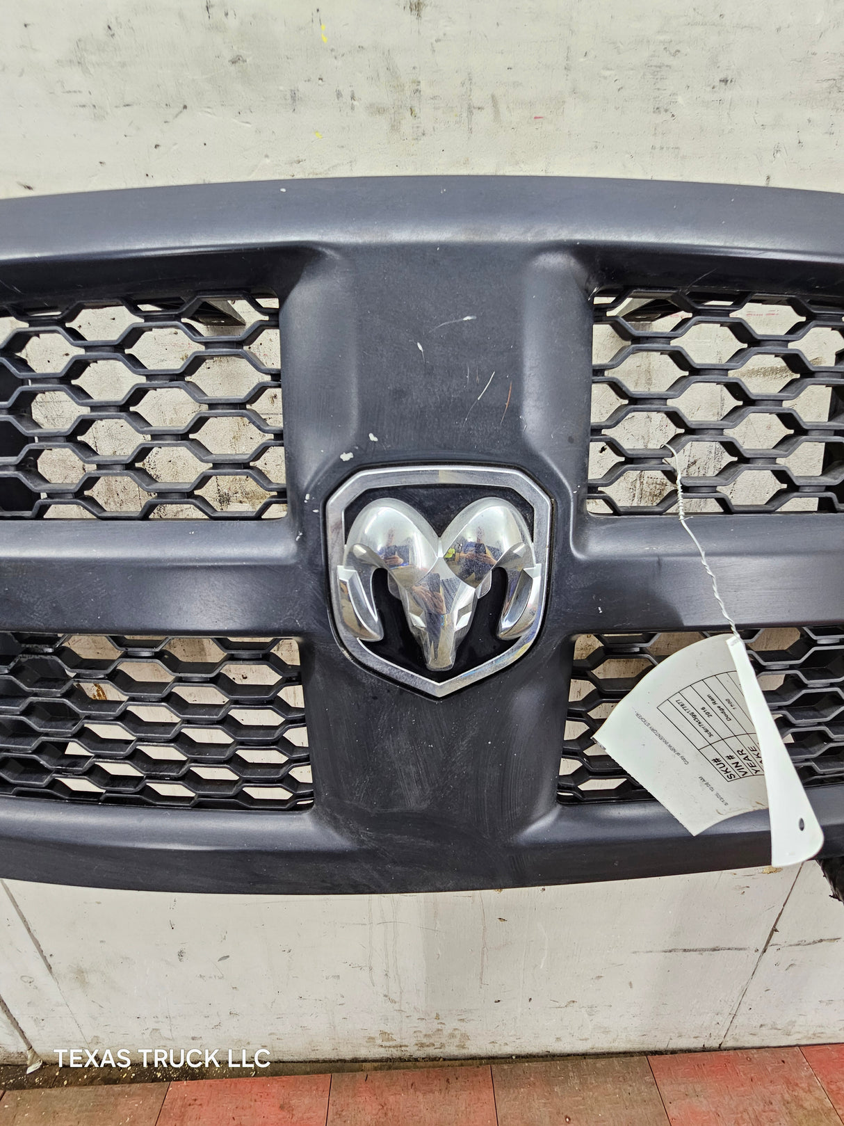 2013-2018 Dodge Ram 1500 Chrome Grill Surround