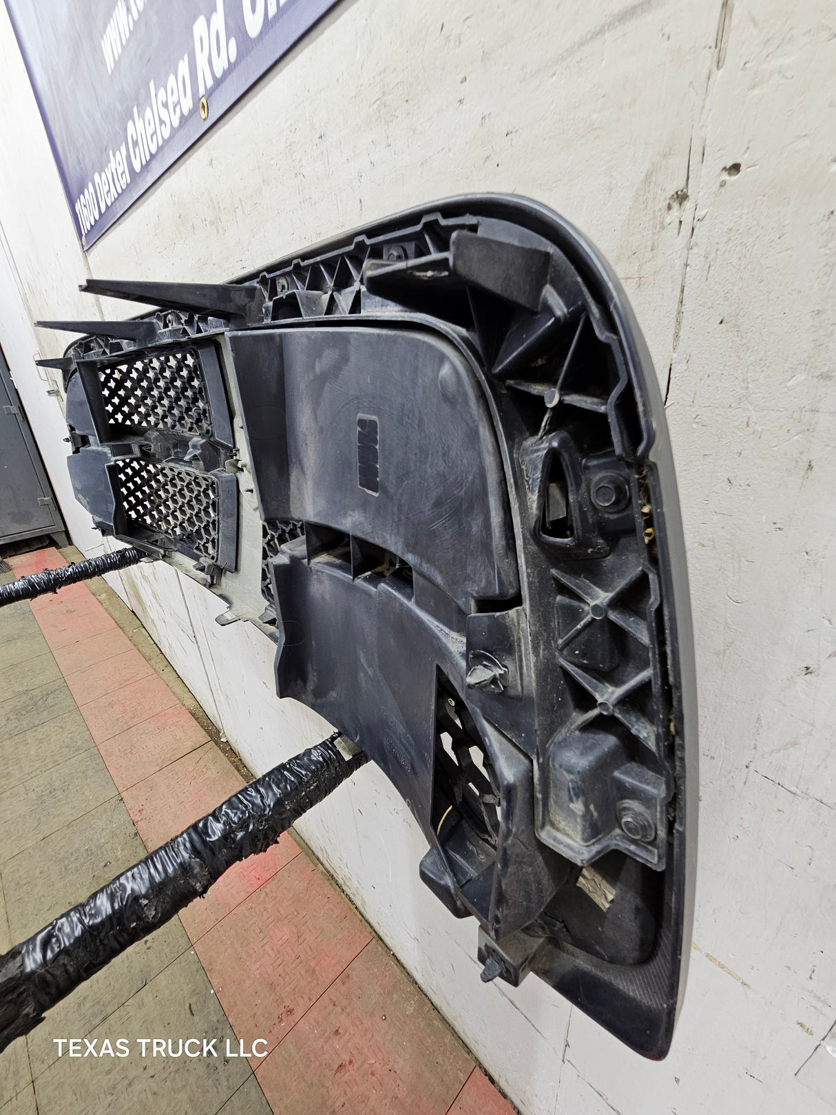 2013-2018 Dodge Ram 1500 Chrome Grill Surround