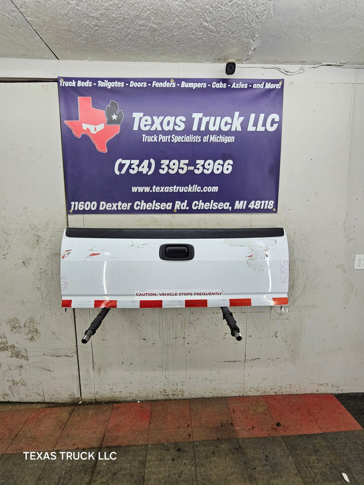 1999-2007 Chevrolet Silverado / GMC Sierra 1500 2500 3500 Tailgate - Summit White