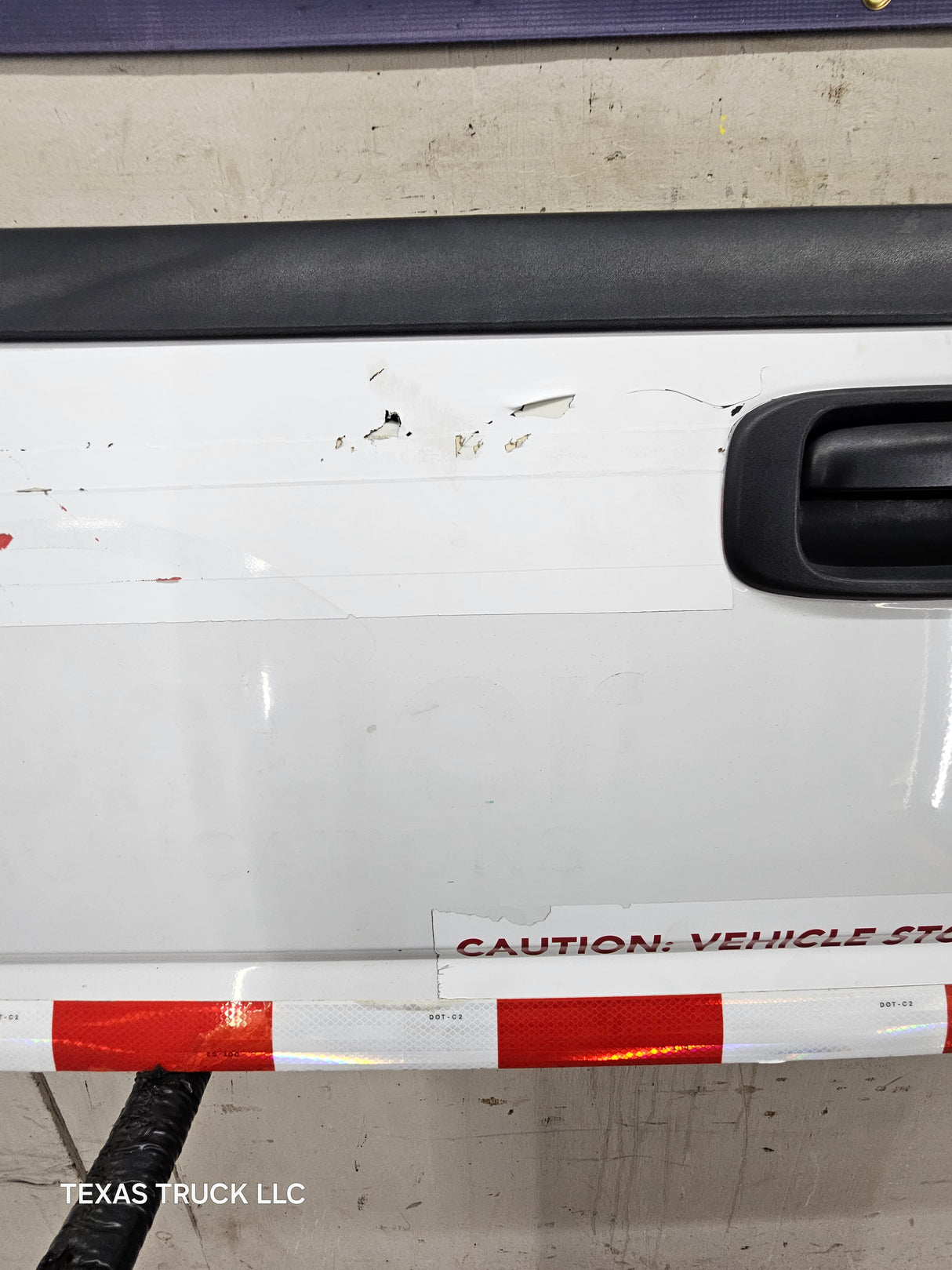 1999-2007 Chevrolet Silverado / GMC Sierra 1500 2500 3500 Tailgate - Summit White