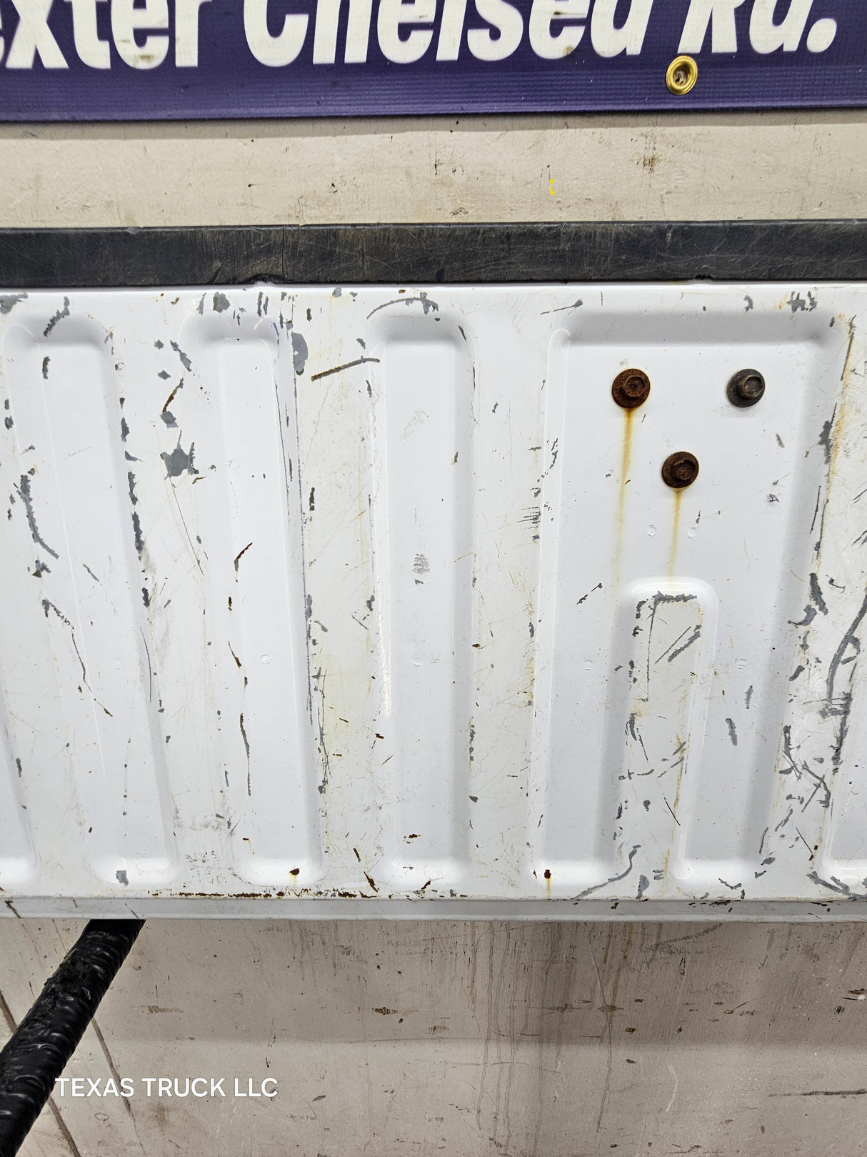 1999-2007 Chevrolet Silverado / GMC Sierra 1500 2500 3500 Tailgate - Summit White