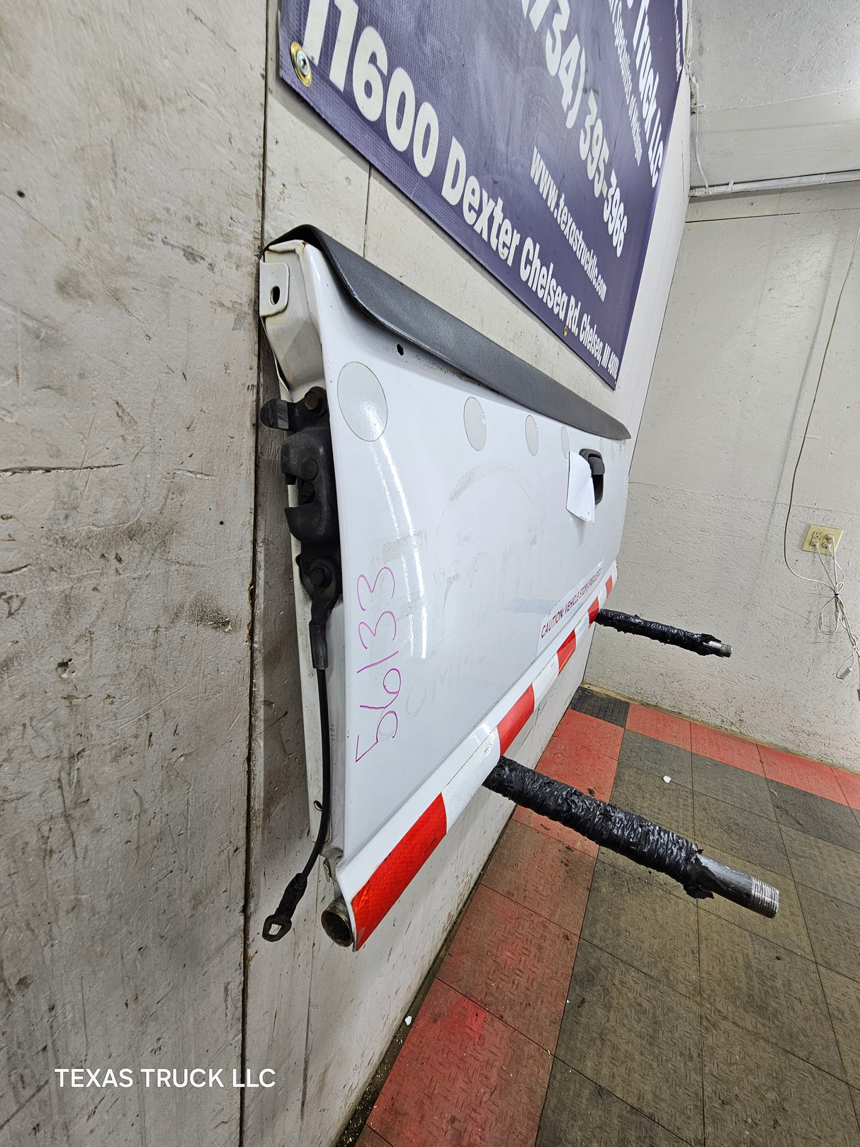 1999-2007 Chevrolet Silverado / GMC Sierra 1500 2500 3500 Tailgate