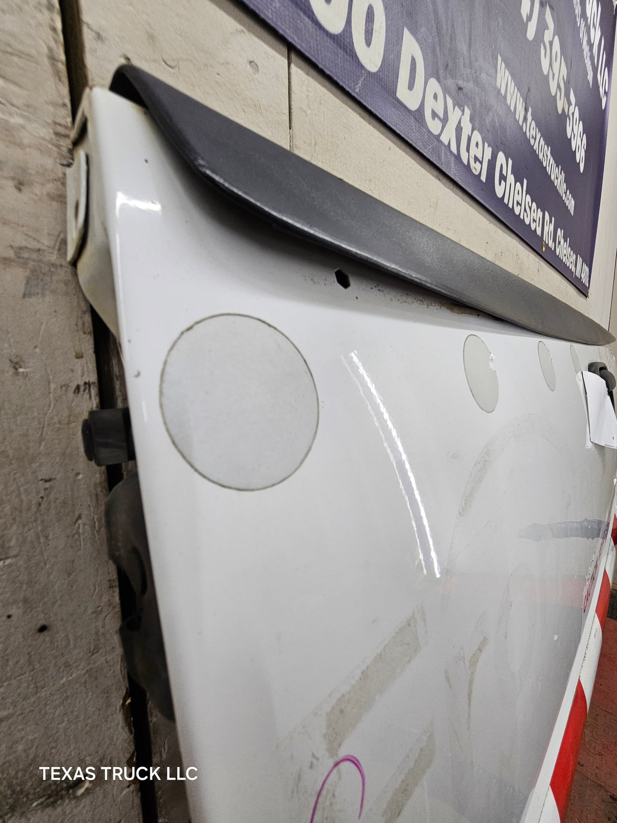 1999-2007 Chevrolet Silverado / GMC Sierra 1500 2500 3500 Tailgate