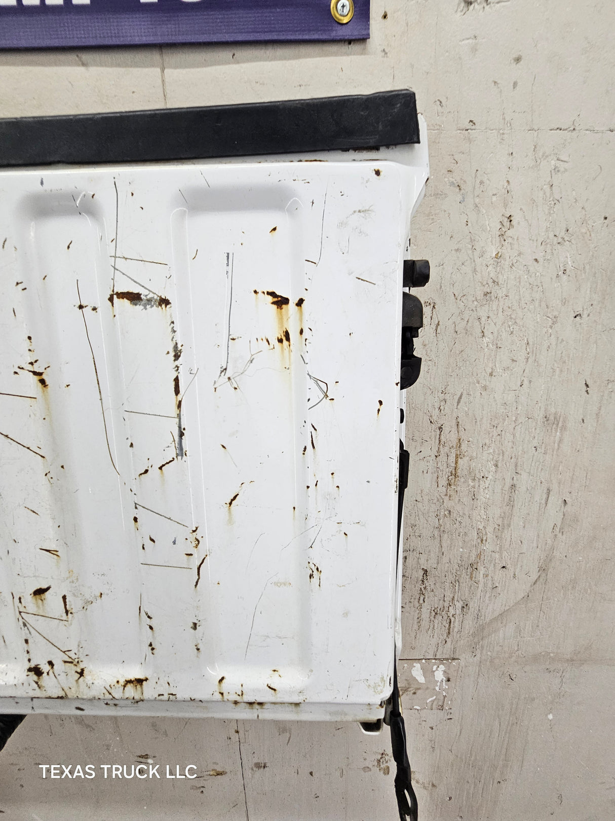 1999-2007 Chevrolet Silverado / GMC Sierra 1500 2500 3500 Tailgate