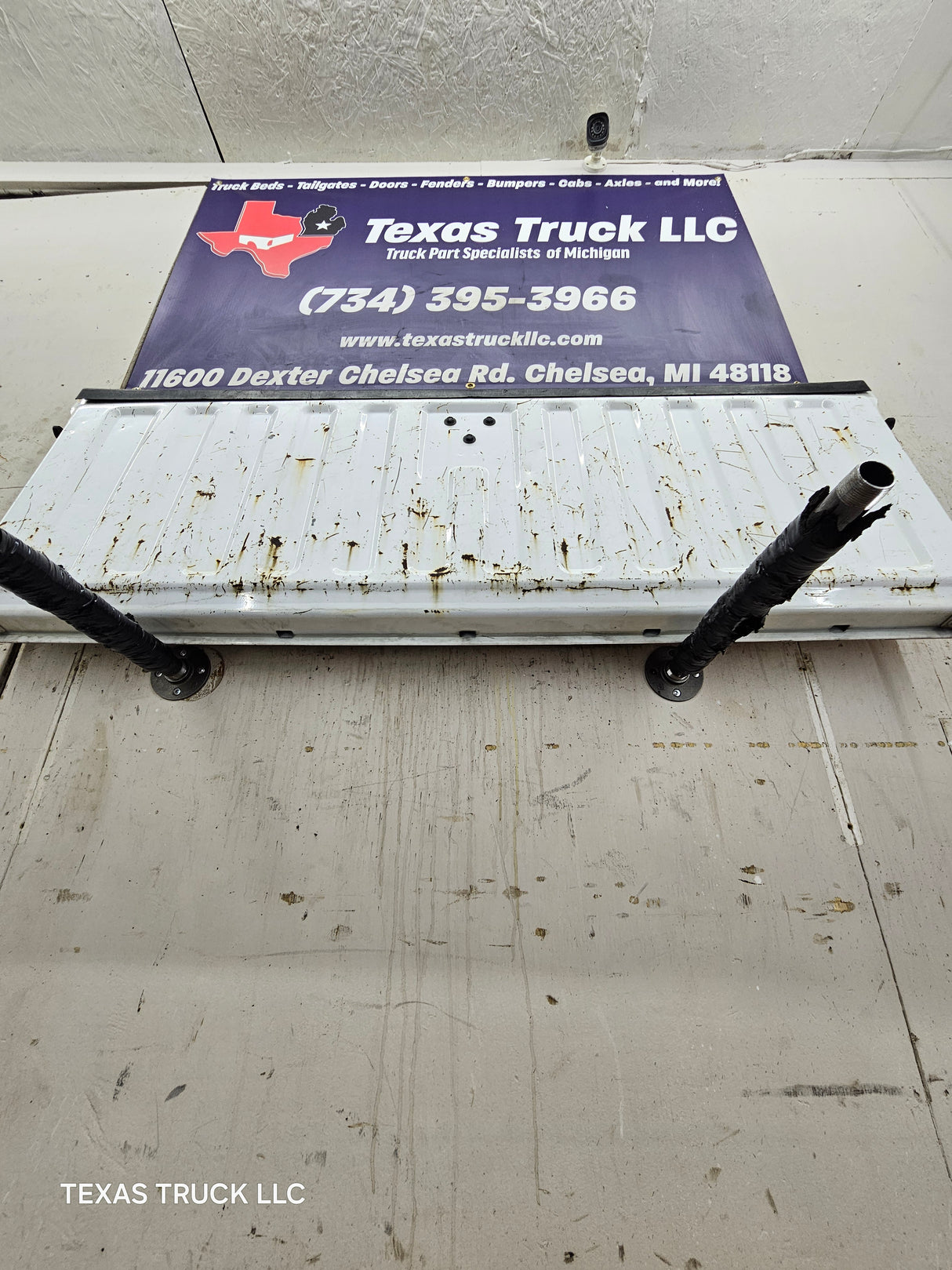 1999-2007 Chevrolet Silverado / GMC Sierra 1500 2500 3500 Tailgate