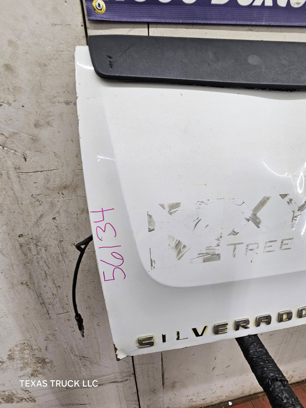 2007-2013 Chevrolet Silverado / GMC Sierra Tailgate 1500 2500 3500 HD