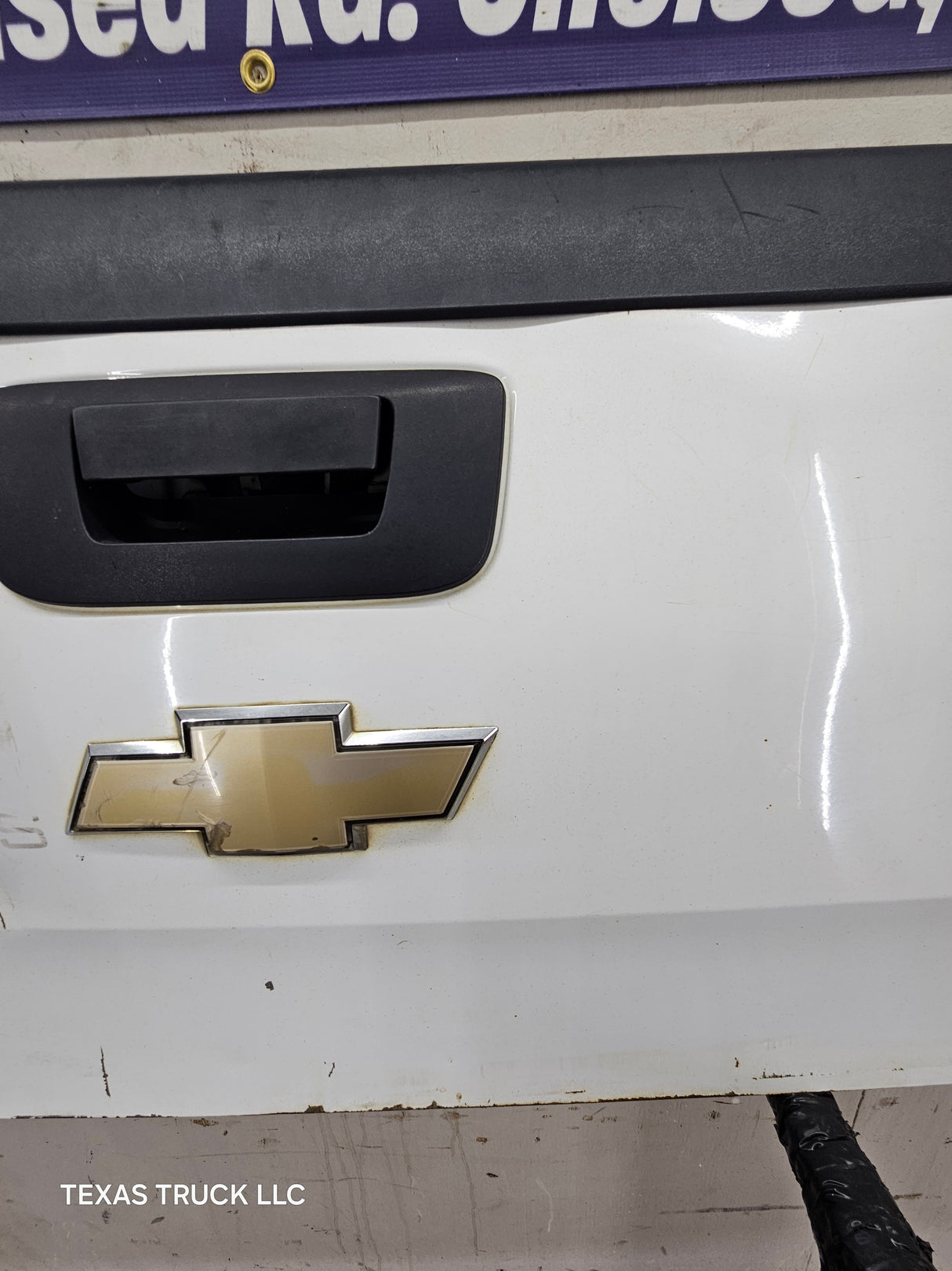 2007-2013 Chevrolet Silverado / GMC Sierra Tailgate 1500 2500 3500 HD