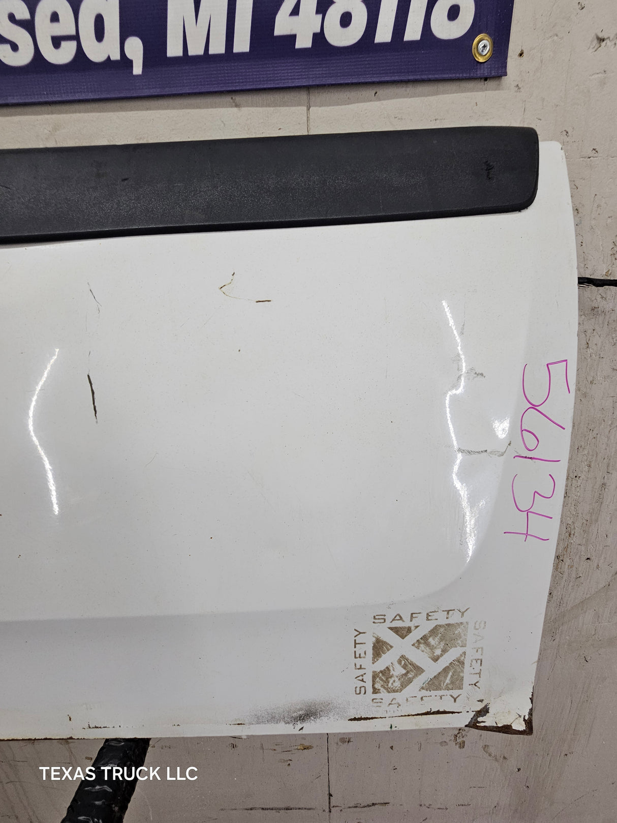 2007-2013 Chevrolet Silverado / GMC Sierra Tailgate 1500 2500 3500 HD