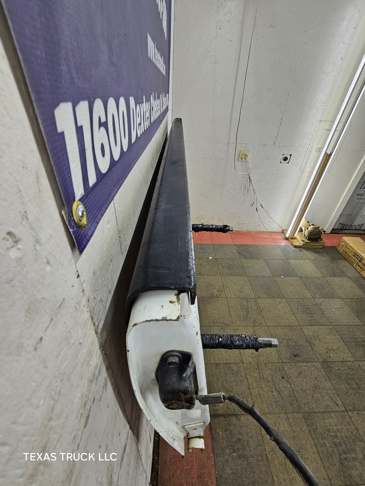 2007-2013 Chevrolet Silverado / GMC Sierra Tailgate 1500 2500 3500 HD