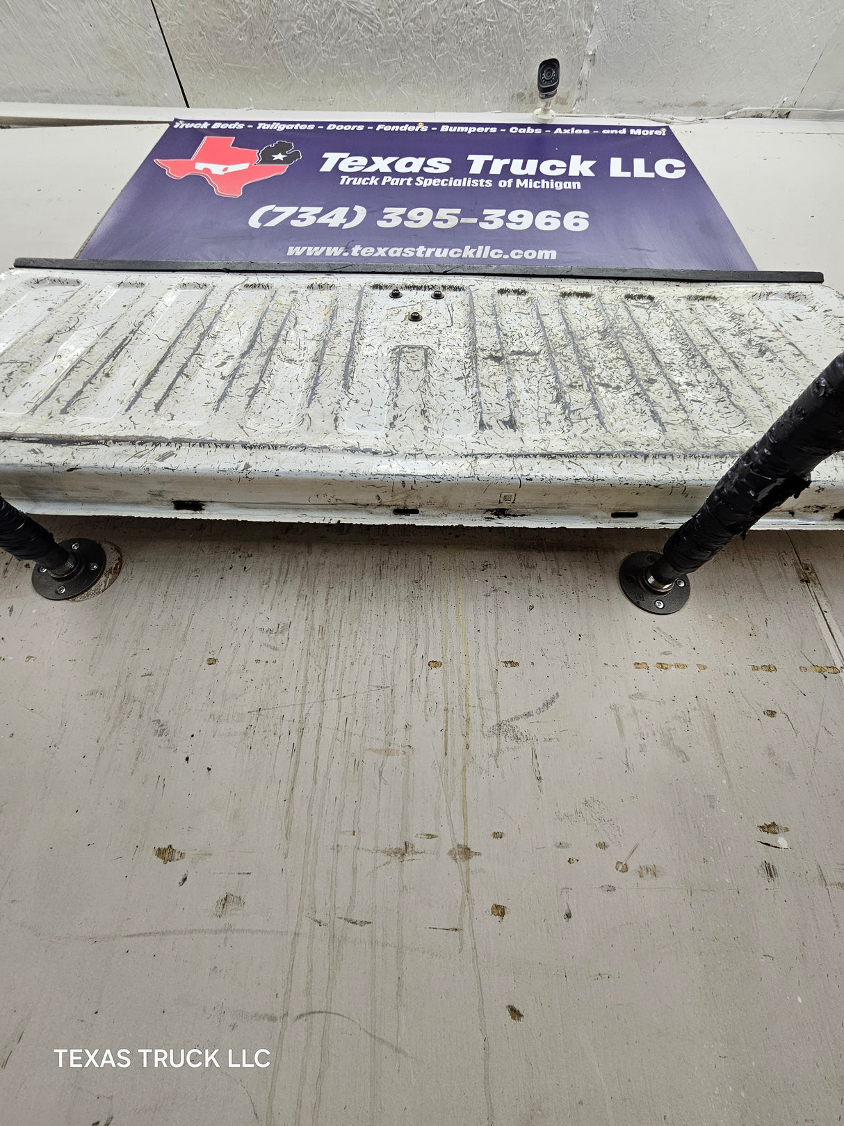 2007-2013 Chevrolet Silverado / GMC Sierra Tailgate 1500 2500 3500 HD