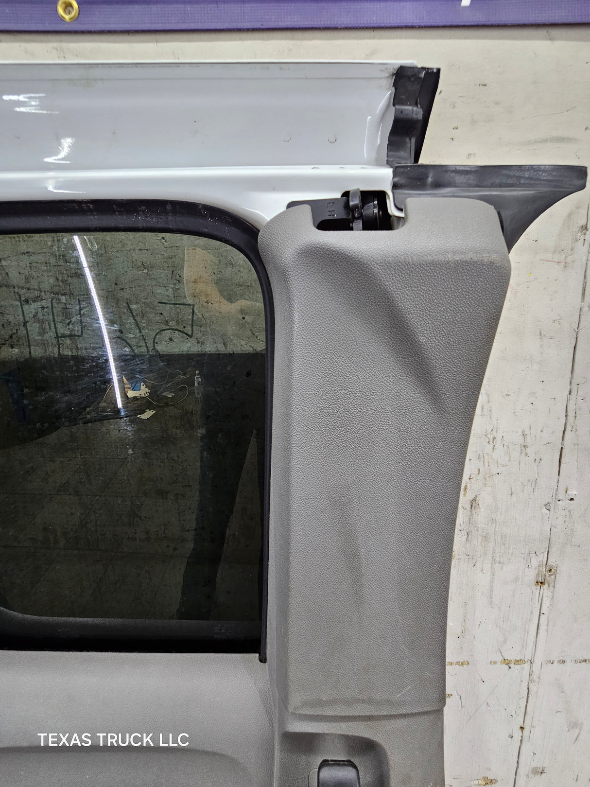 2007-2013 Chevrolet Silverado / GMC Sierra 1500 2500 3500 HD Driver Side Extended Cab LH Rear Door