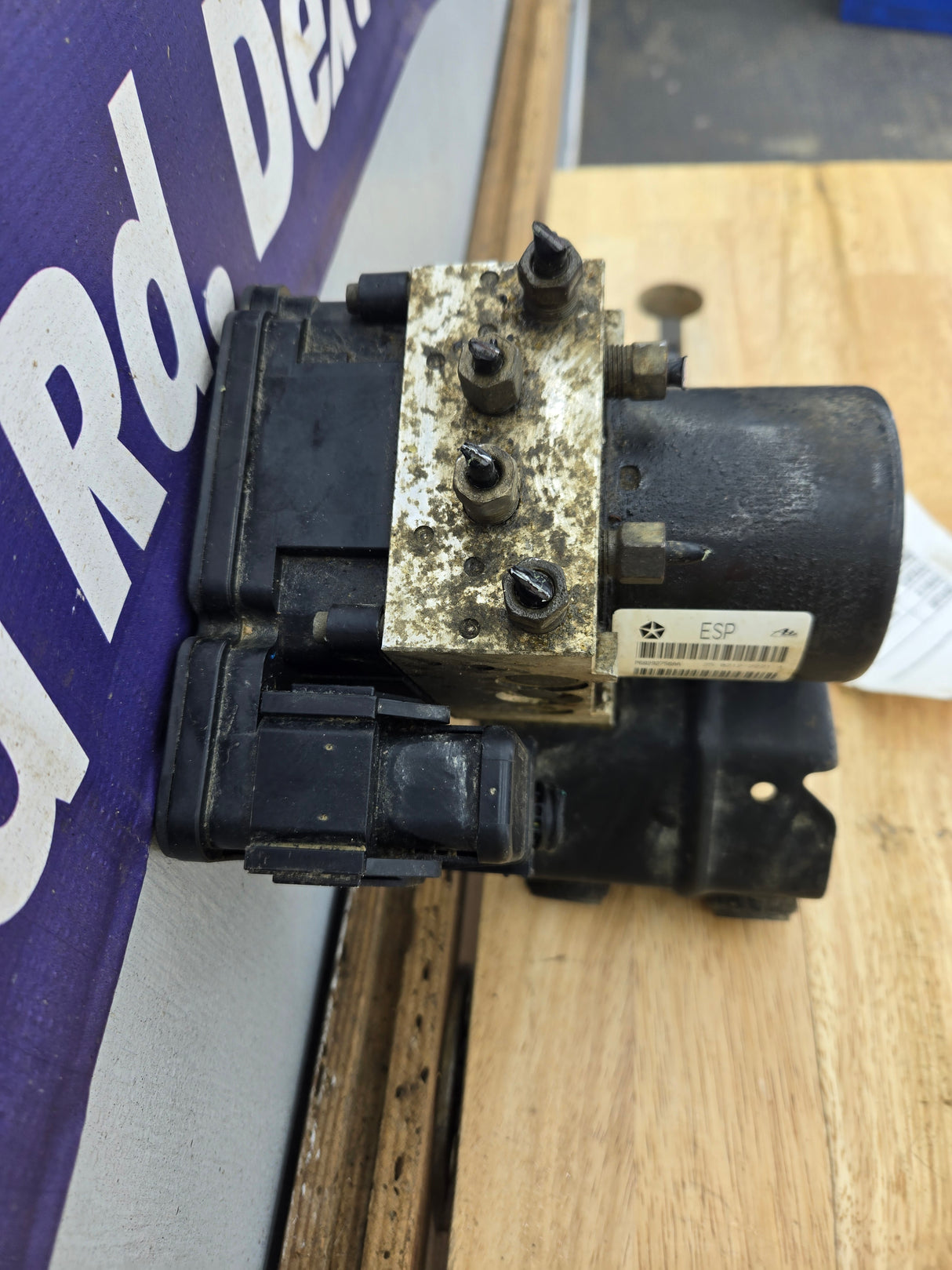 2014-2016 Dodge Ram 1500 ABS Pump Module Control Assembly