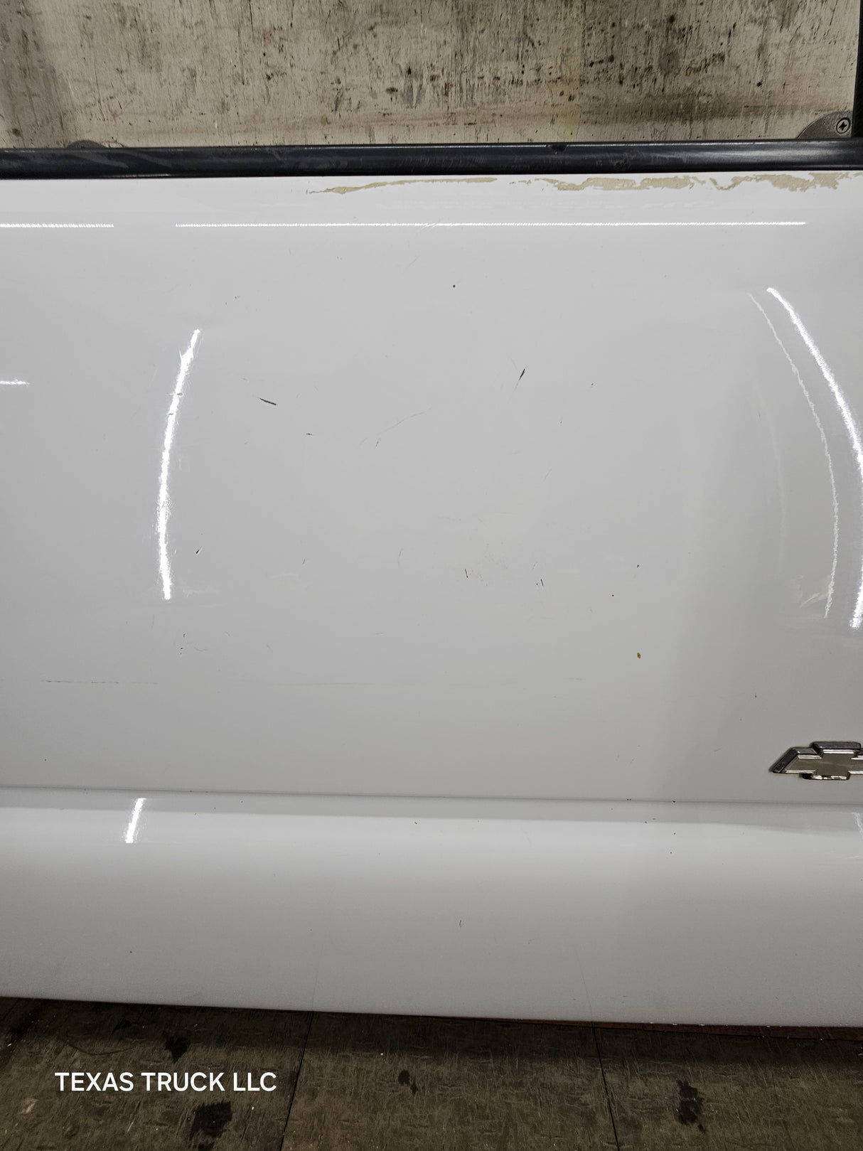 1999-2006 Chevrolet Silverado / GMC Sierra 1500 2500 3500 HD Front Passenger side Door RH