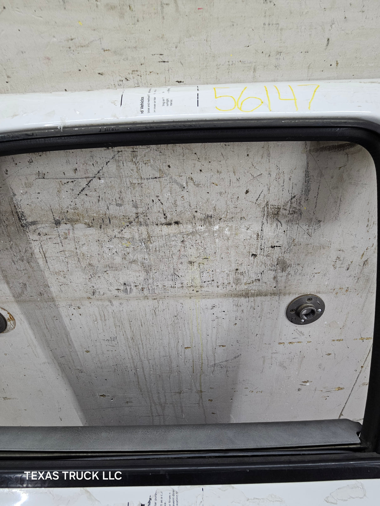 1999-2006 Chevrolet Silverado / GMC Sierra 1500 2500 3500 HD Rear Passenger side Crew Cab rear door RH