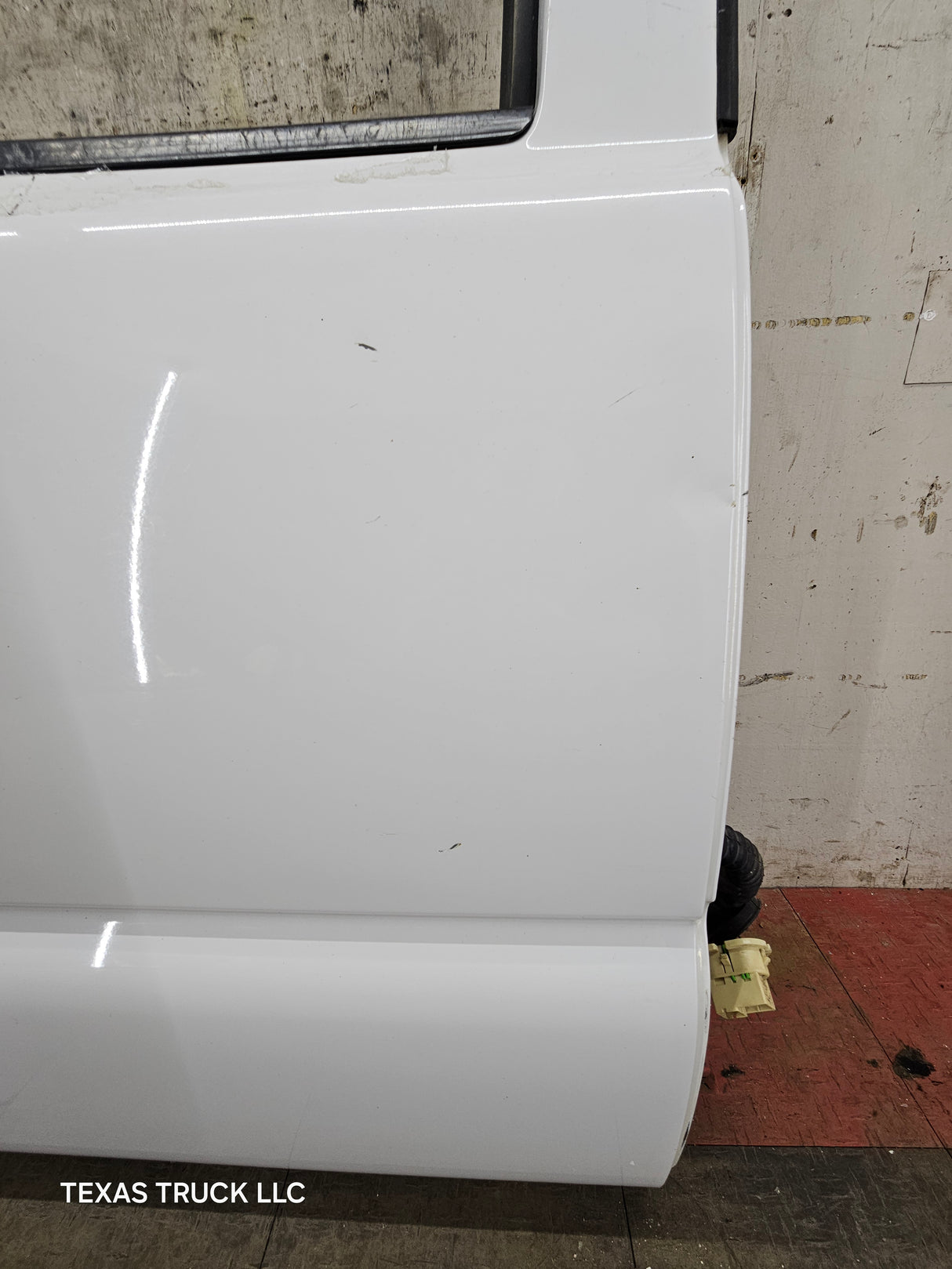 1999-2006 Chevrolet Silverado / GMC Sierra 1500 2500 3500 HD Rear Passenger side Crew Cab rear door RH