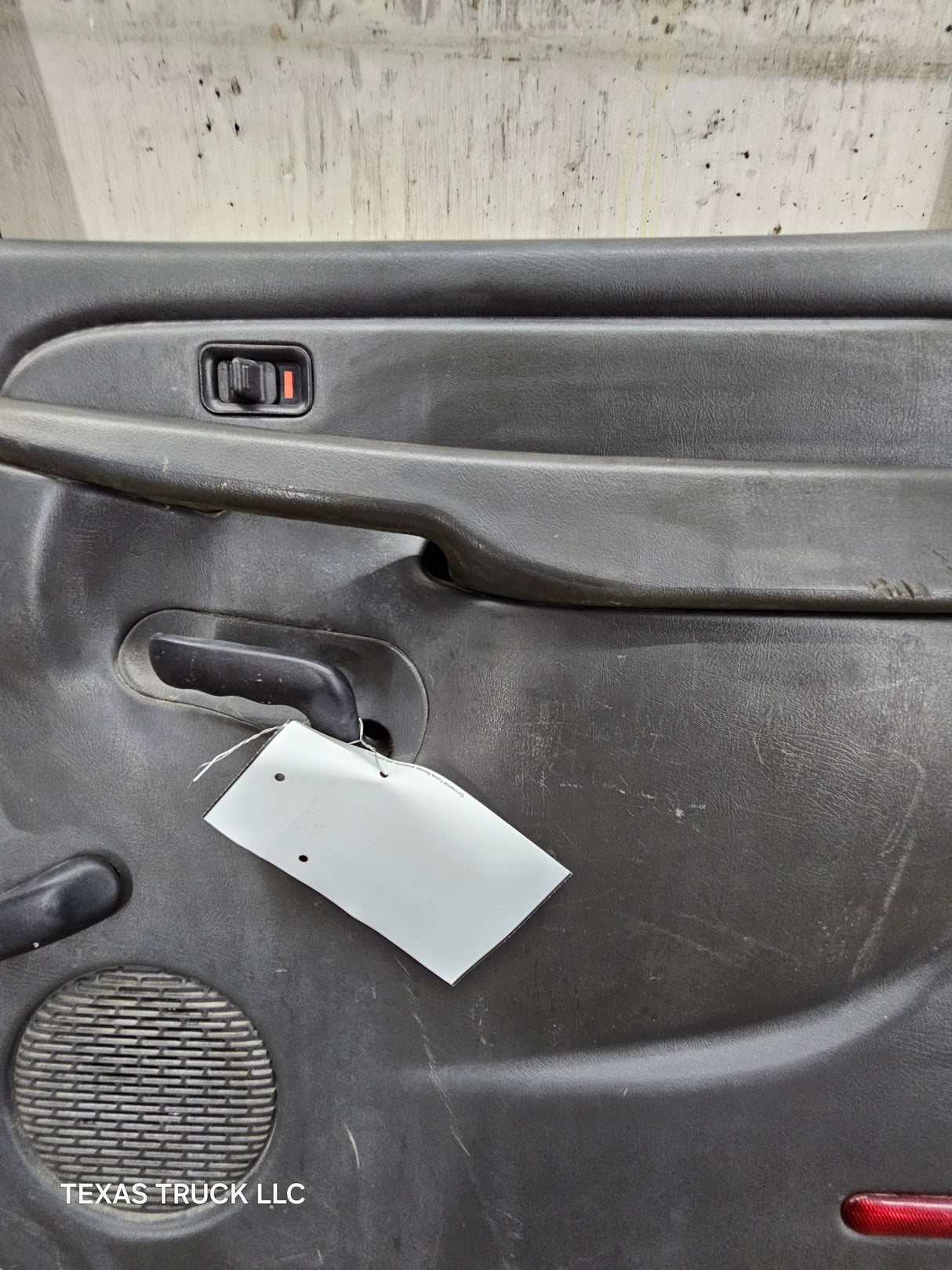 1999-2006 Chevrolet Silverado / GMC Sierra 1500 2500 3500 HD Rear Passenger side Crew Cab rear door RH