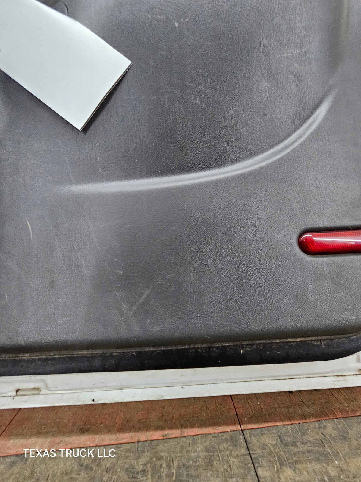 1999-2006 Chevrolet Silverado / GMC Sierra 1500 2500 3500 HD Rear Passenger side Crew Cab rear door RH