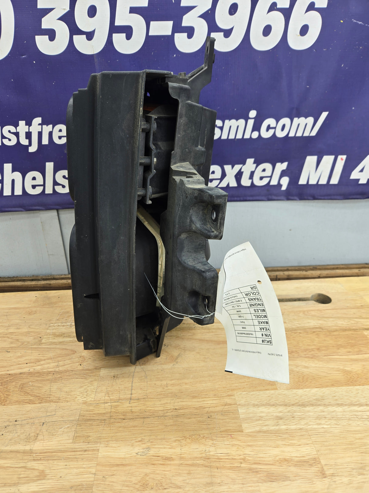 2008-2010 Ford Super Duty F250 F350 F450 F550 RH Passenger Side Sealed Beam Halogen Head Light & Marker Light Bucket 7C34-13100-A