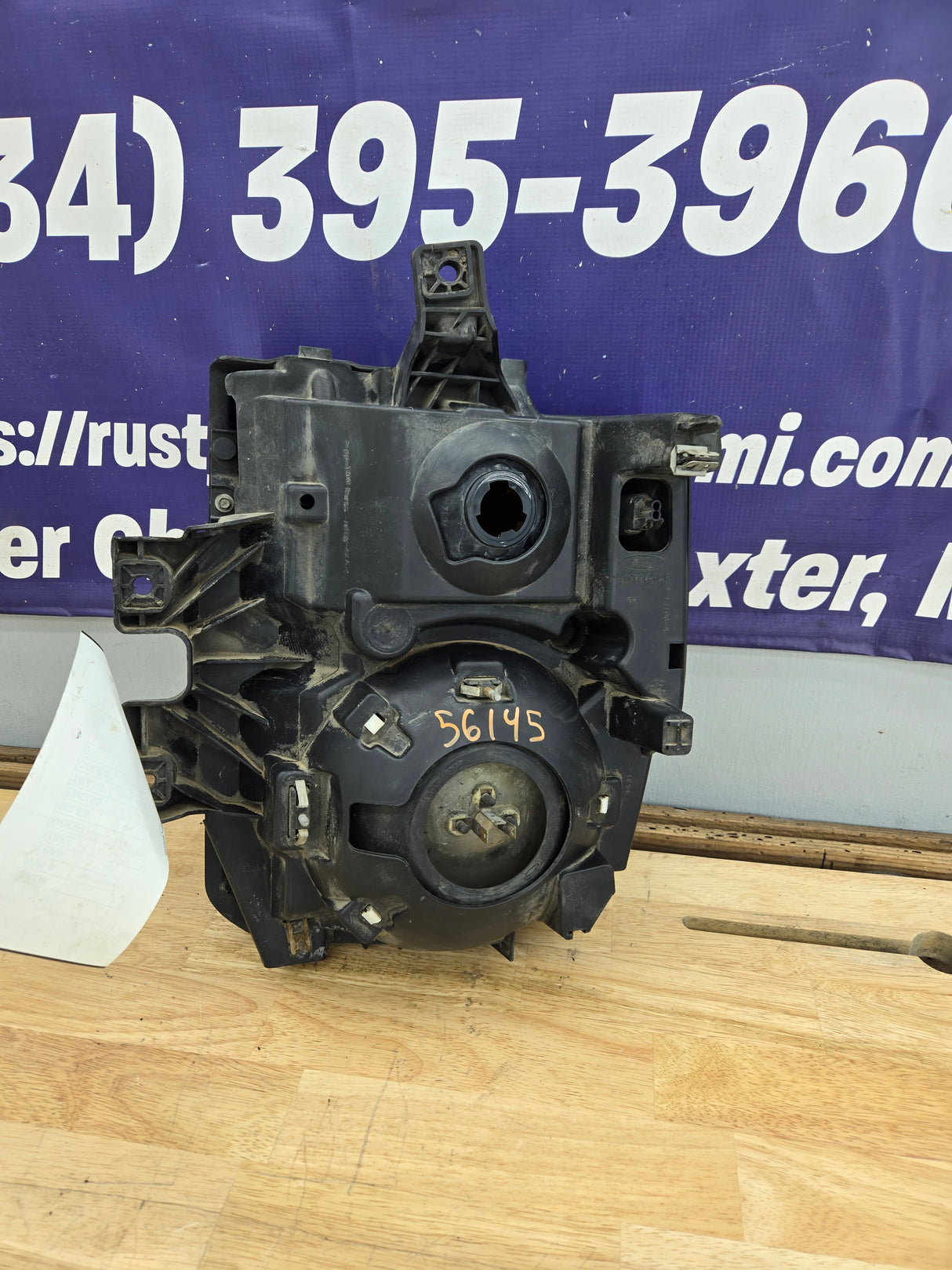 2008-2010 Ford Super Duty F250 F350 F450 F550 RH Passenger Side Sealed Beam Halogen Head Light & Marker Light Bucket 7C34-13100-A