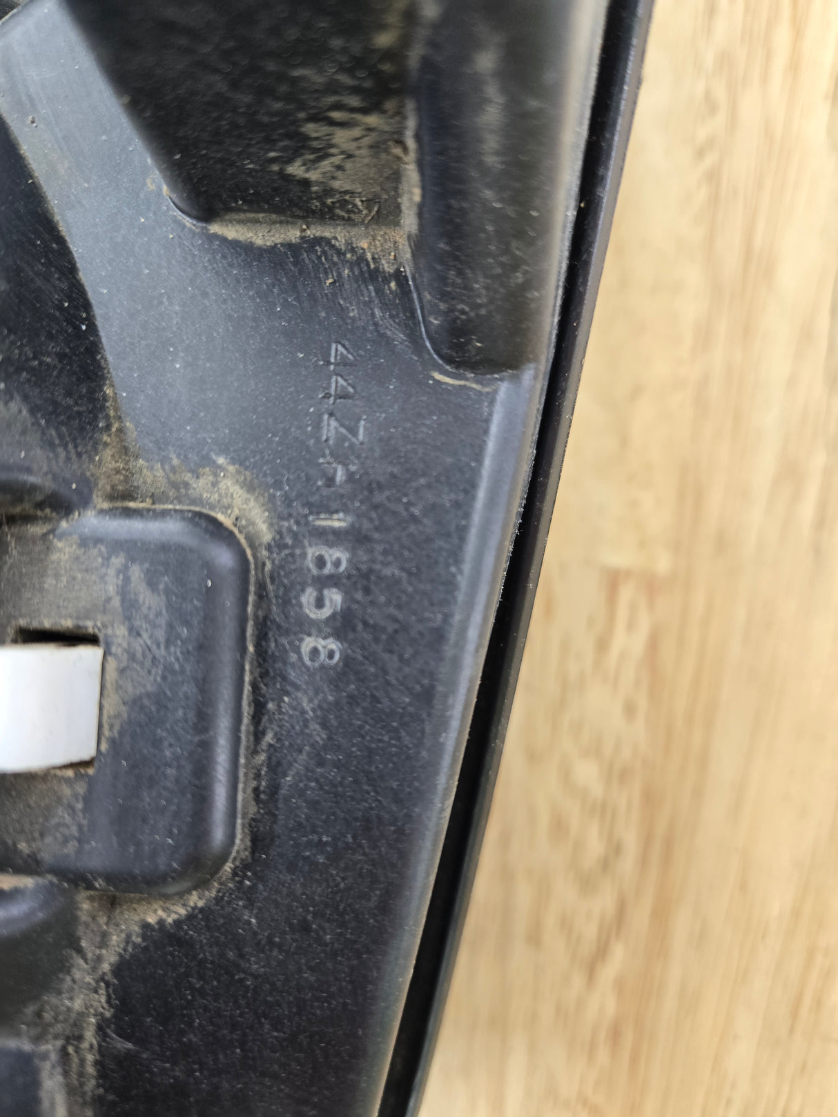 2008-2010 Ford Super Duty F250 F350 F450 F550 RH Passenger Side Sealed Beam Halogen Head Light & Marker Light Bucket 7C34-13100-A