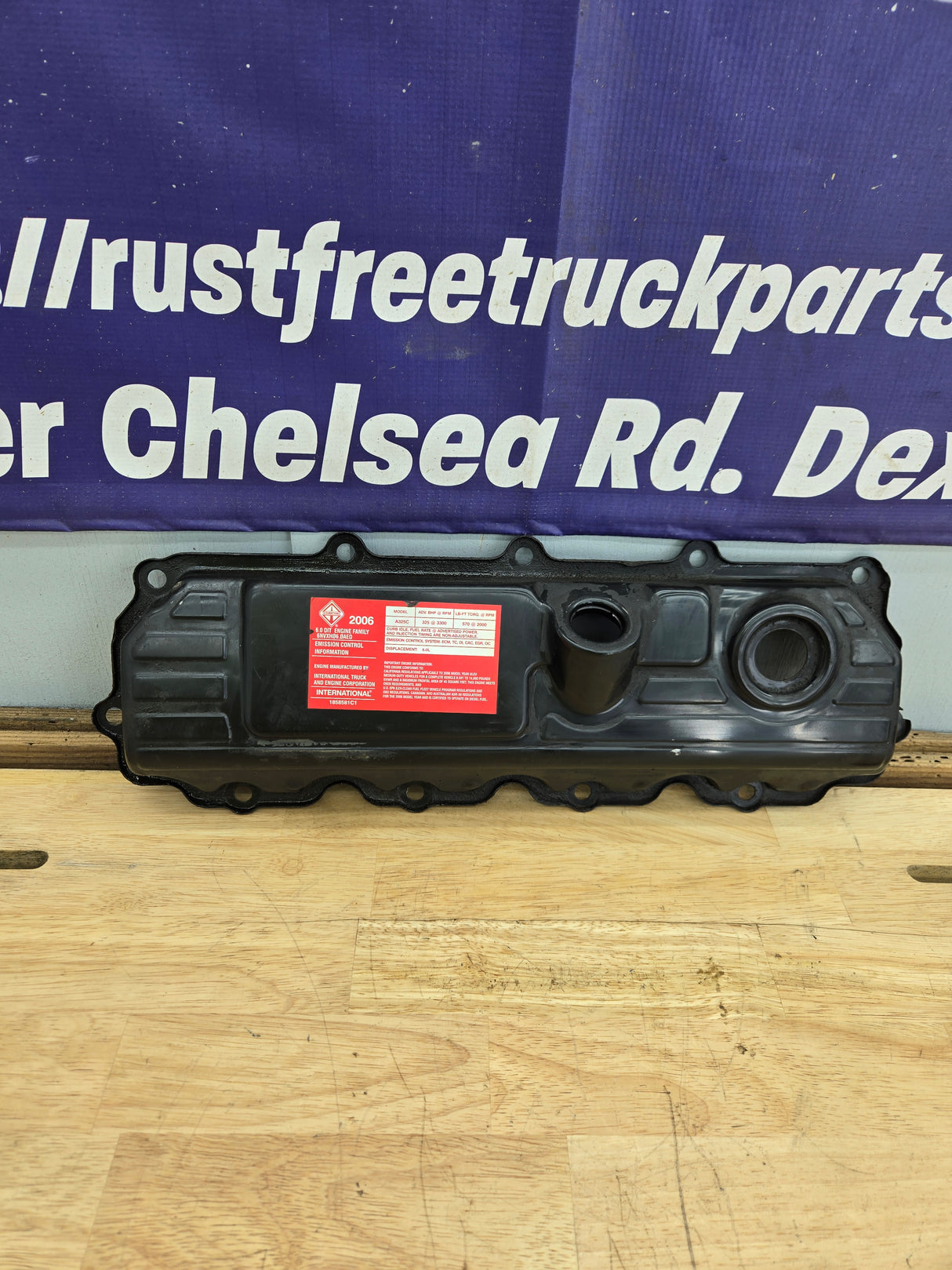 2004.5-2007 Ford 6.0L Power Stroke Passenger Side Valve Cover 1858581C1