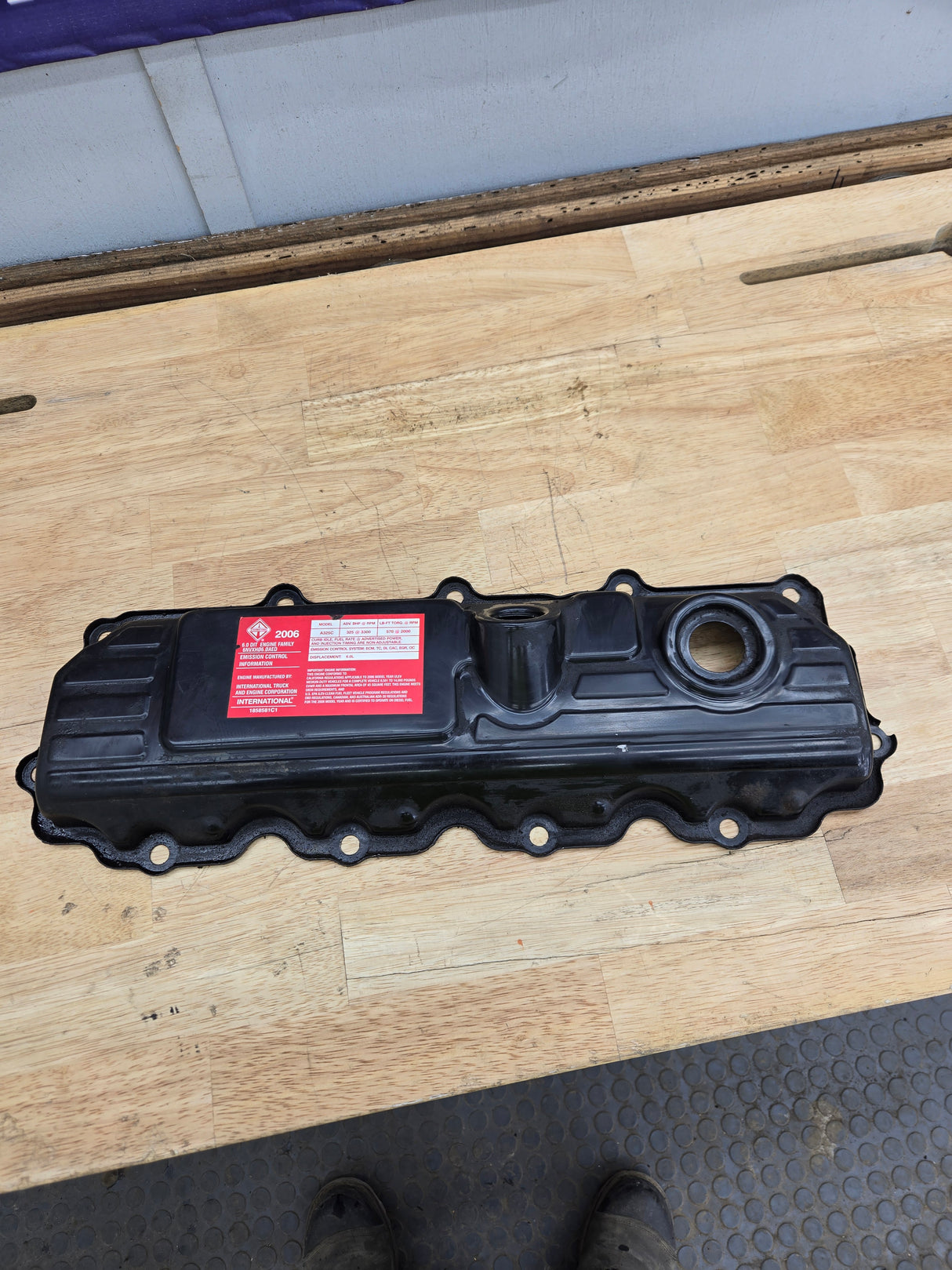 2004.5-2007 Ford 6.0L Power Stroke Passenger Side Valve Cover 1858581C1