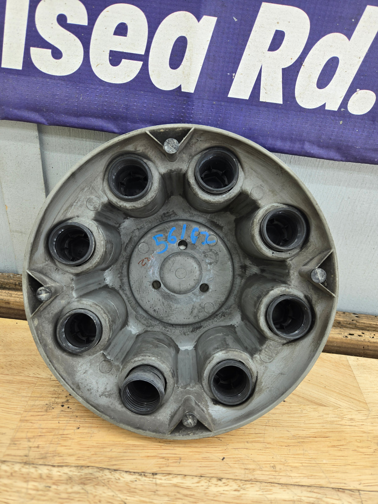 1999-2006 OEM Chevrolet Silverado 8 Lug Wheel Center Hub Cap Lug Cover