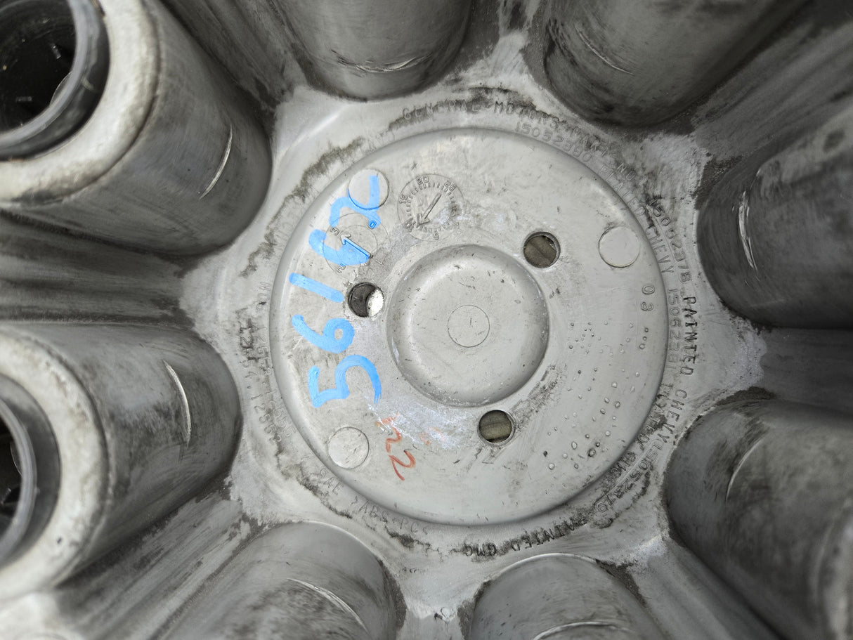 1999-2006 OEM Chevrolet Silverado 8 Lug Wheel Center Hub Cap Lug Cover