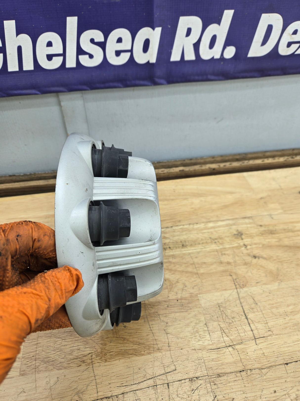 1999-2006 OEM Chevrolet Silverado 8 Lug Wheel Center Hub Cap Lug Cover