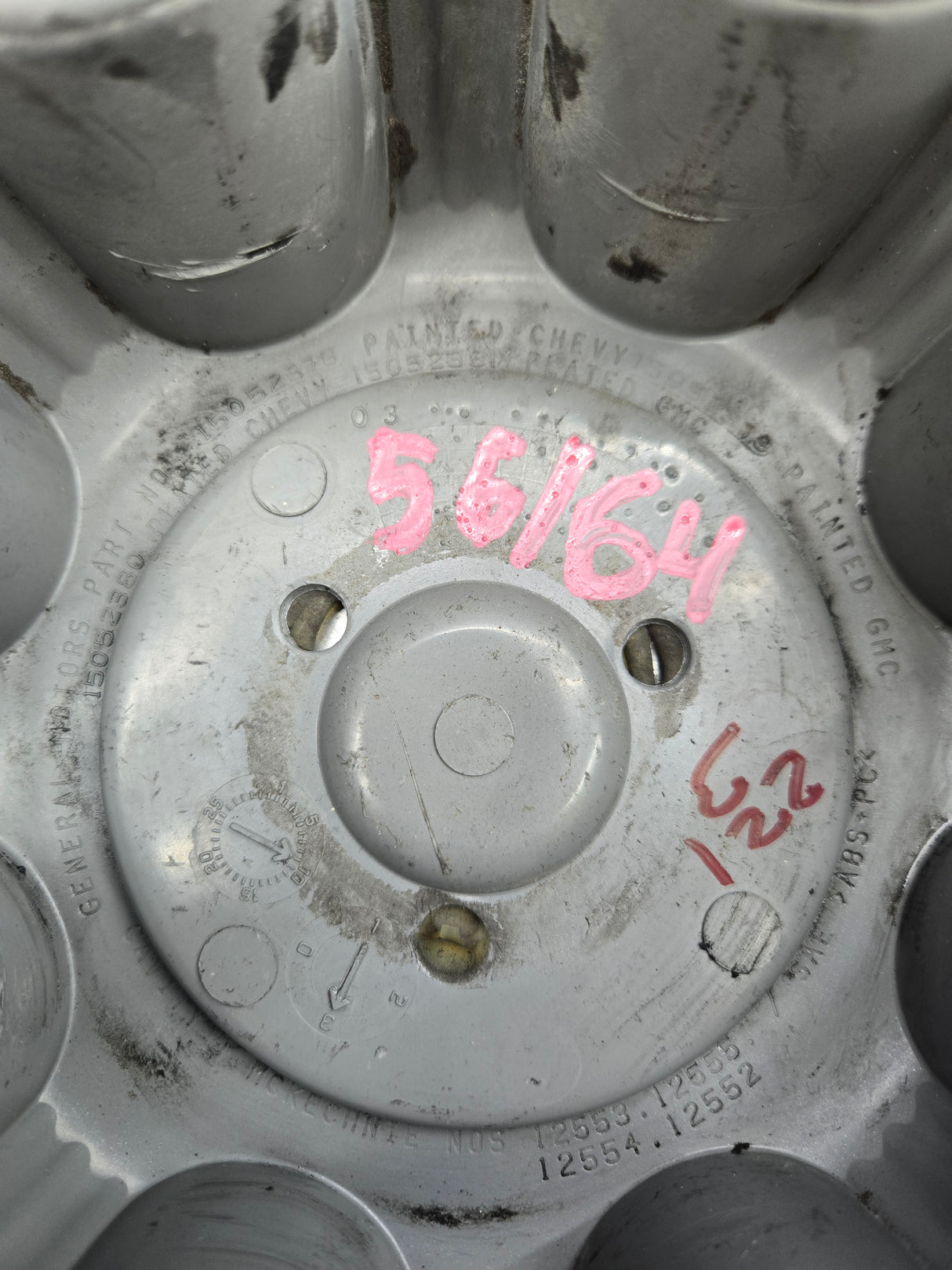 1999-2006 OEM Chevrolet Silverado 8 Lug Wheel Center Hub Cap Lug Cover