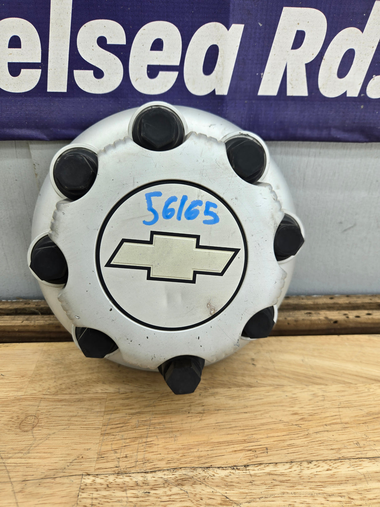 1999-2006 OEM Chevrolet Silverado 8 Lug Wheel Center Hub Cap Lug Cover