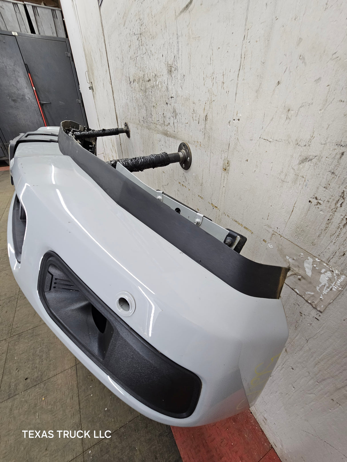 2023-2025 Ford Super Duty F250 F350 Front Bumper - Painted