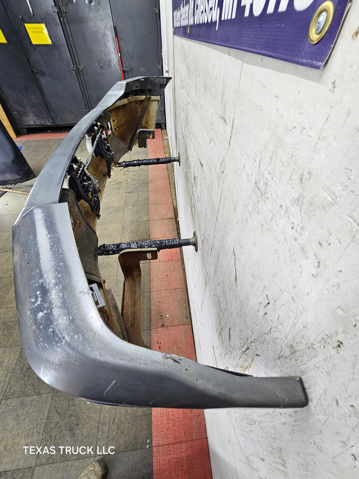 2005-2007 Ford Super Duty Front Bumper F250 F350