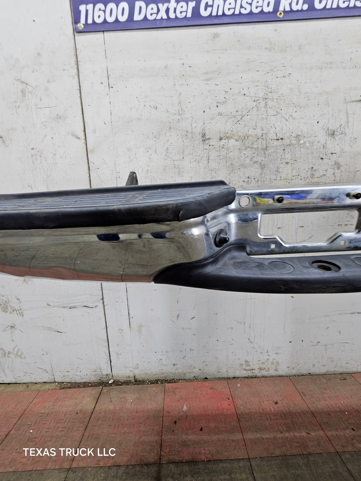 1999-2007 Ford Super Duty F250 F350 F450 F550 Chrome Rear Bumper