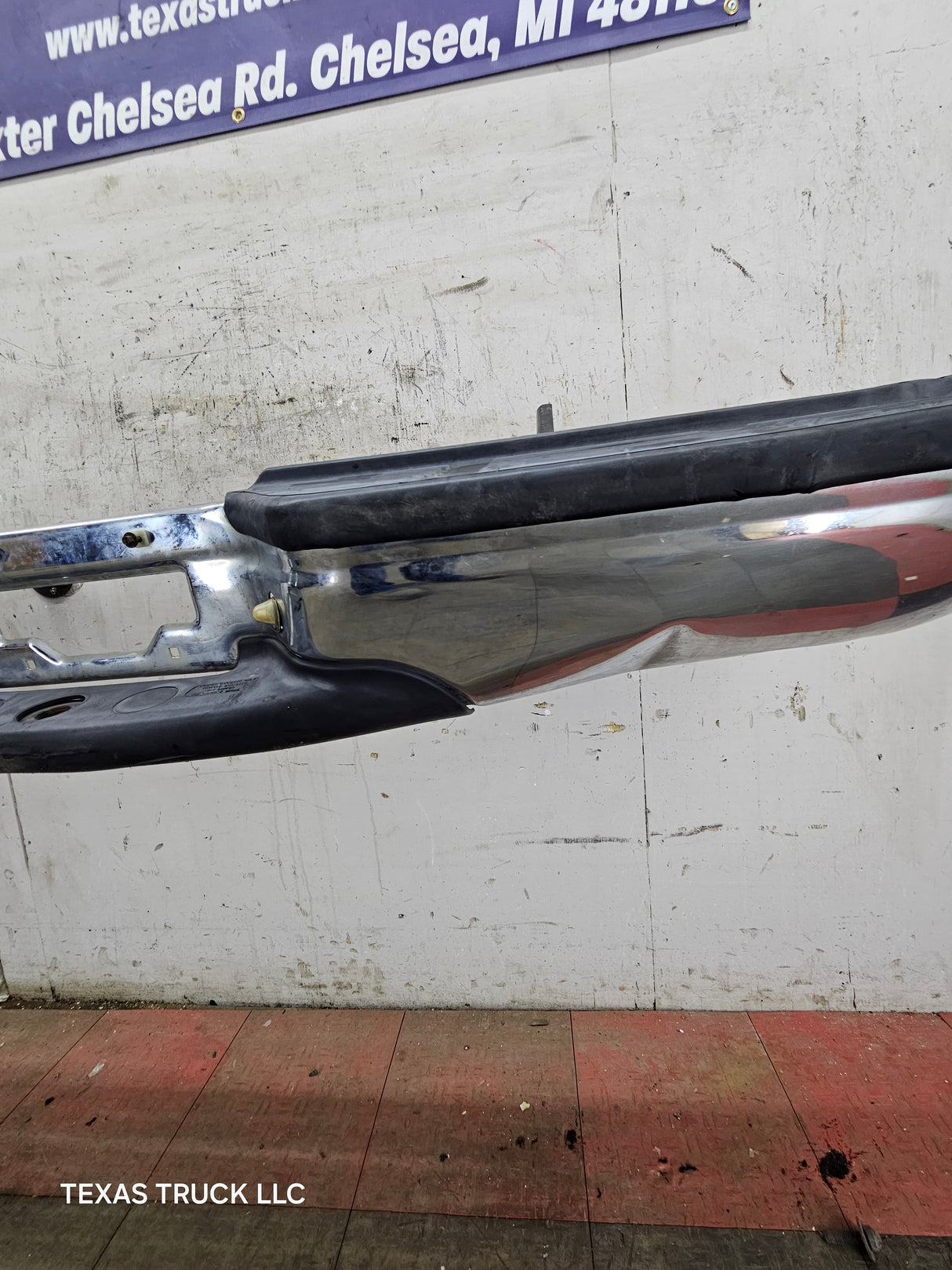 1999-2007 Ford Super Duty F250 F350 F450 F550 Chrome Rear Bumper