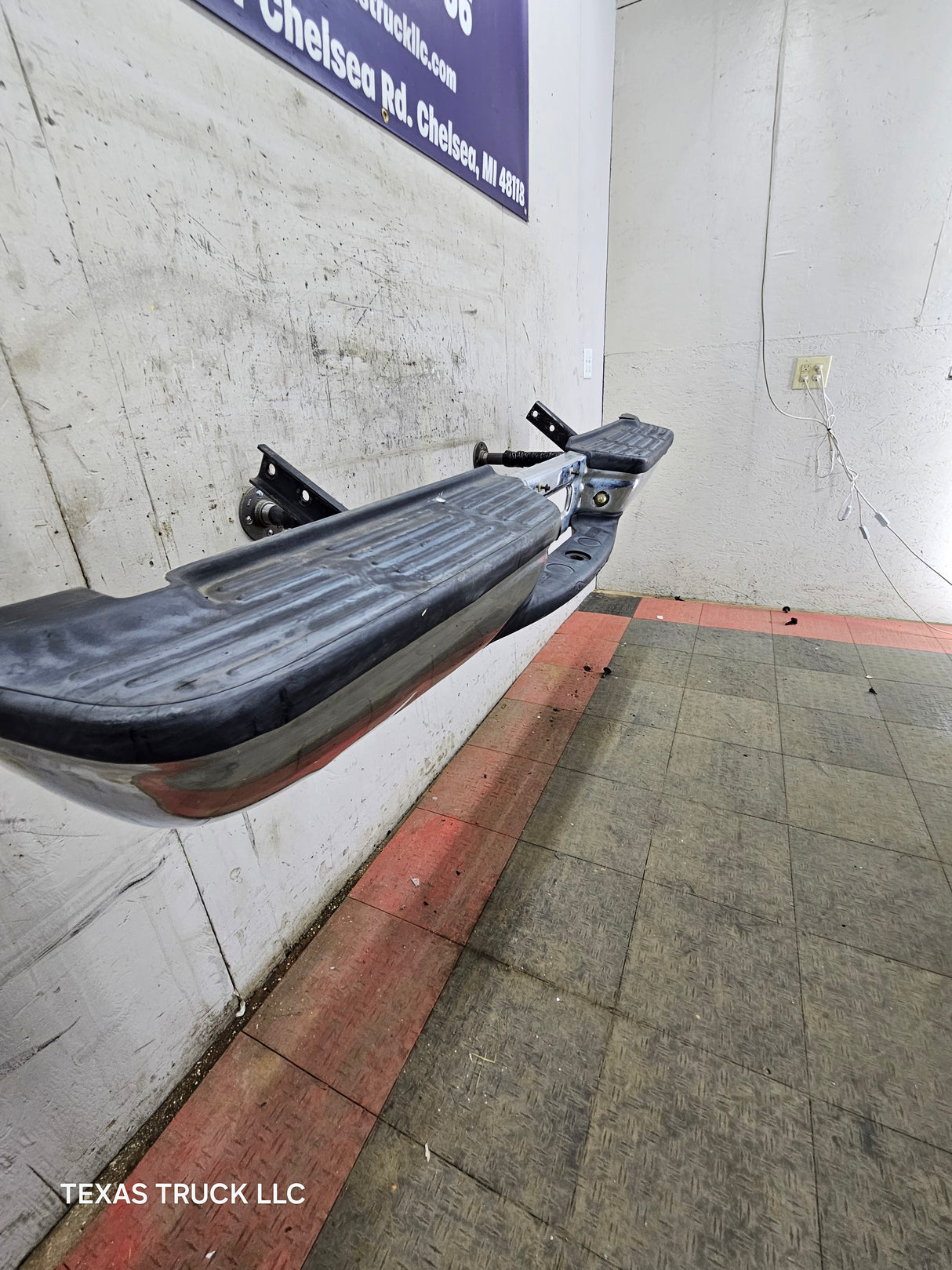 1999-2007 Ford Super Duty F250 F350 F450 F550 Chrome Rear Bumper