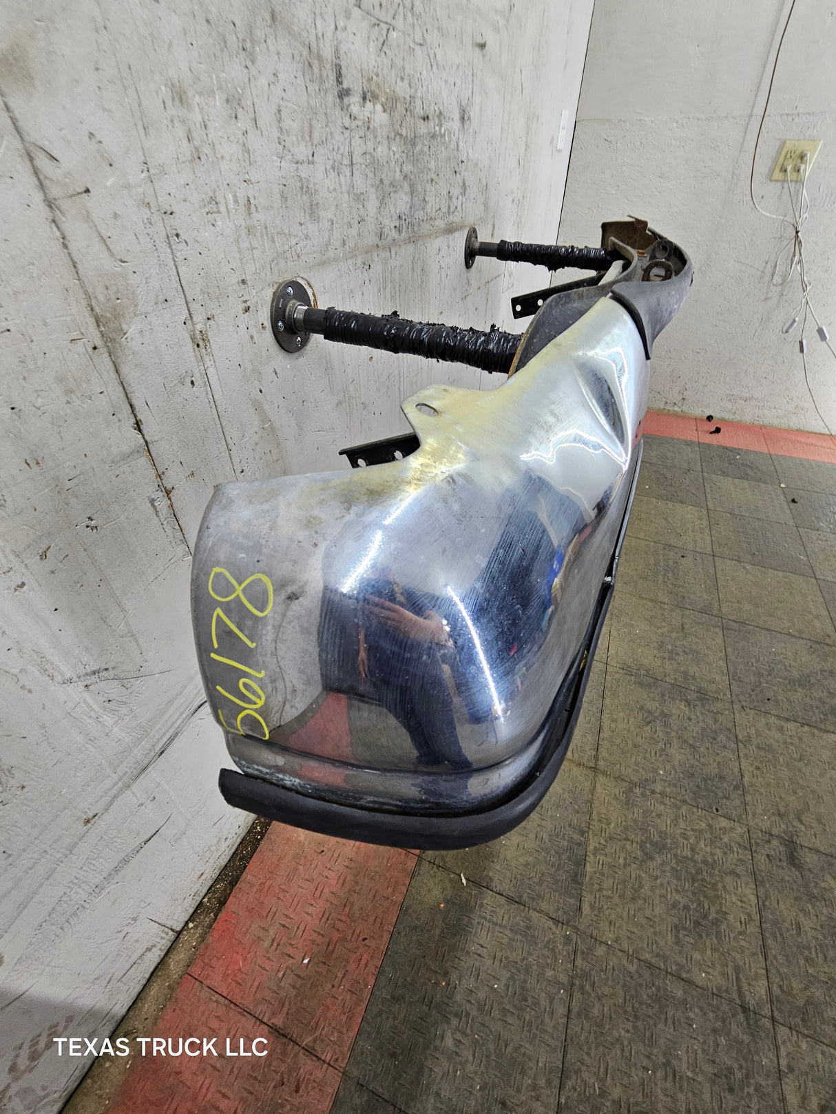 1999-2007 Ford Super Duty F250 F350 F450 F550 Chrome Rear Bumper