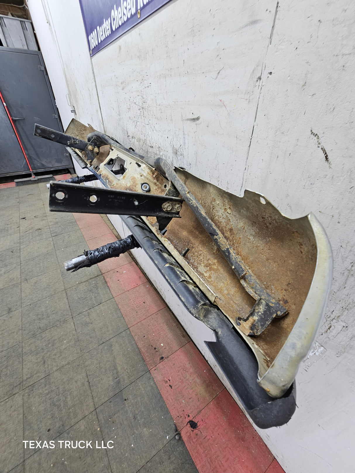 1999-2007 Ford Super Duty F250 F350 F450 F550 Chrome Rear Bumper