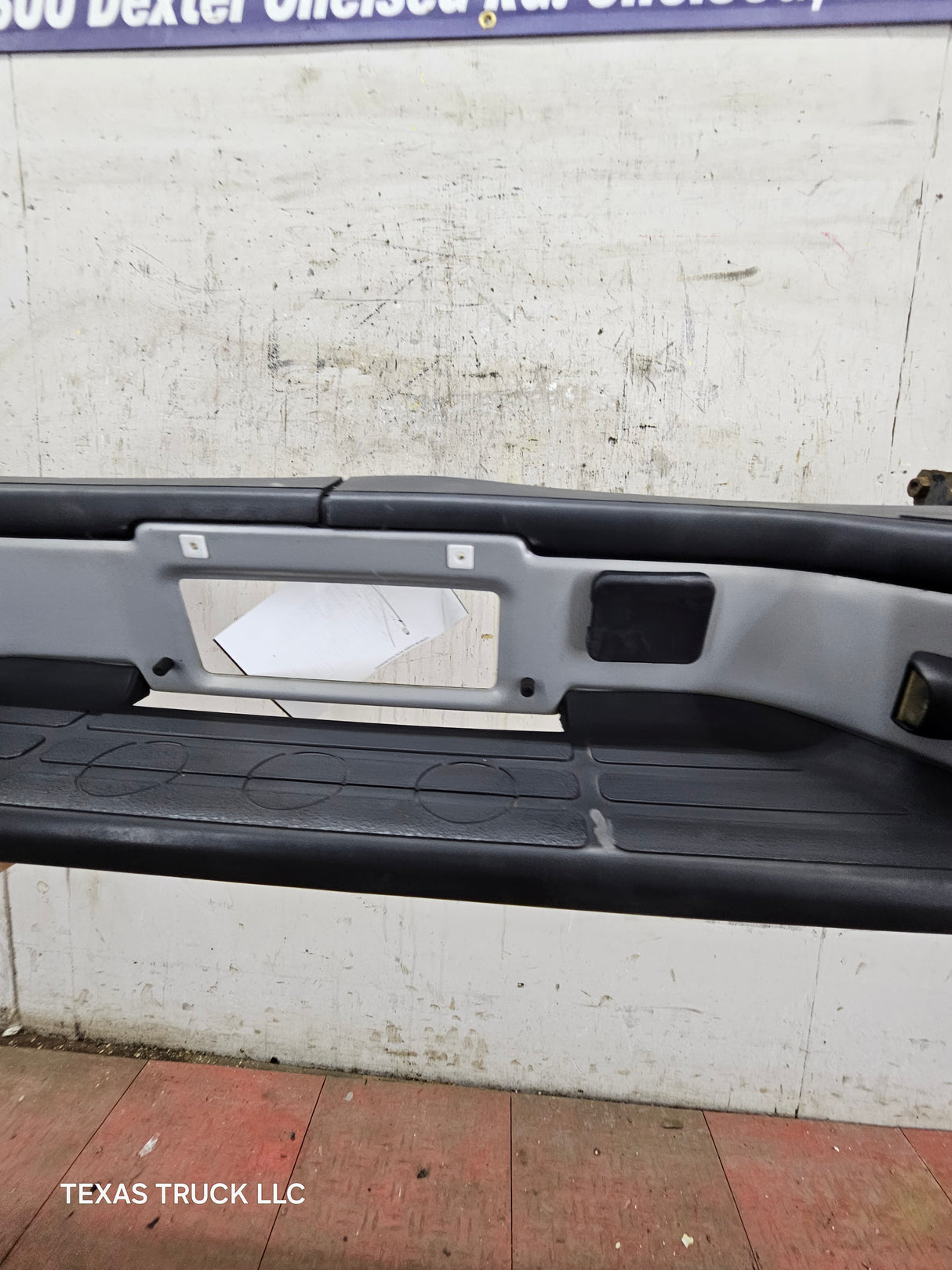 1999-2007 Chevrolet Silverado / GMC Sierra 1500 Rear Bumper