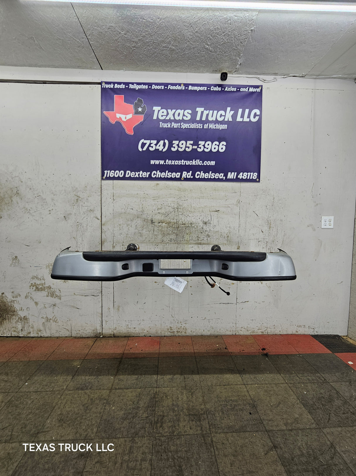 1999-2007 Chevrolet Silverado / GMC Sierra 1500 Rear Bumper