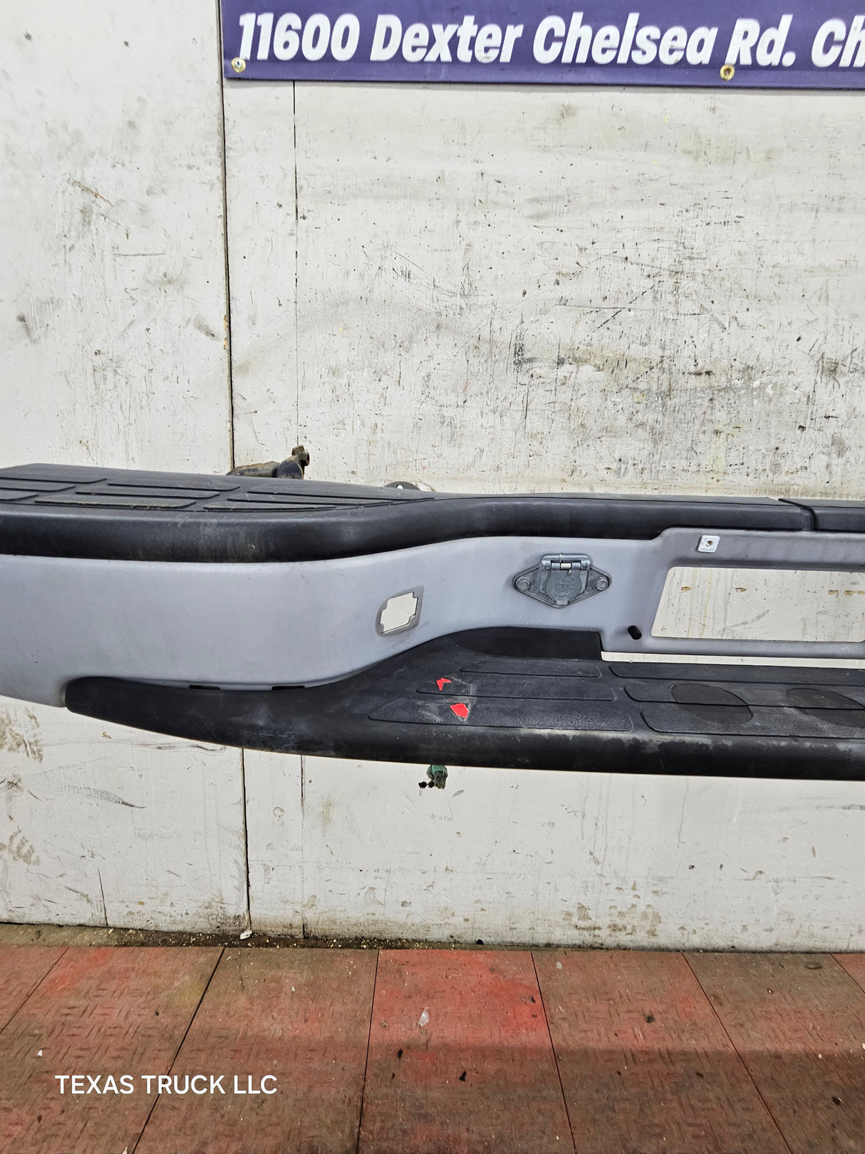 1999-2007 Chevrolet Silverado / GMC Sierra 1500 Rear Bumper