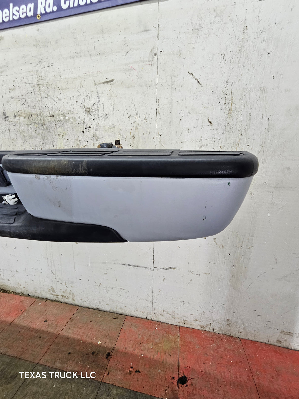 1999-2007 Chevrolet Silverado / GMC Sierra 1500 Rear Bumper