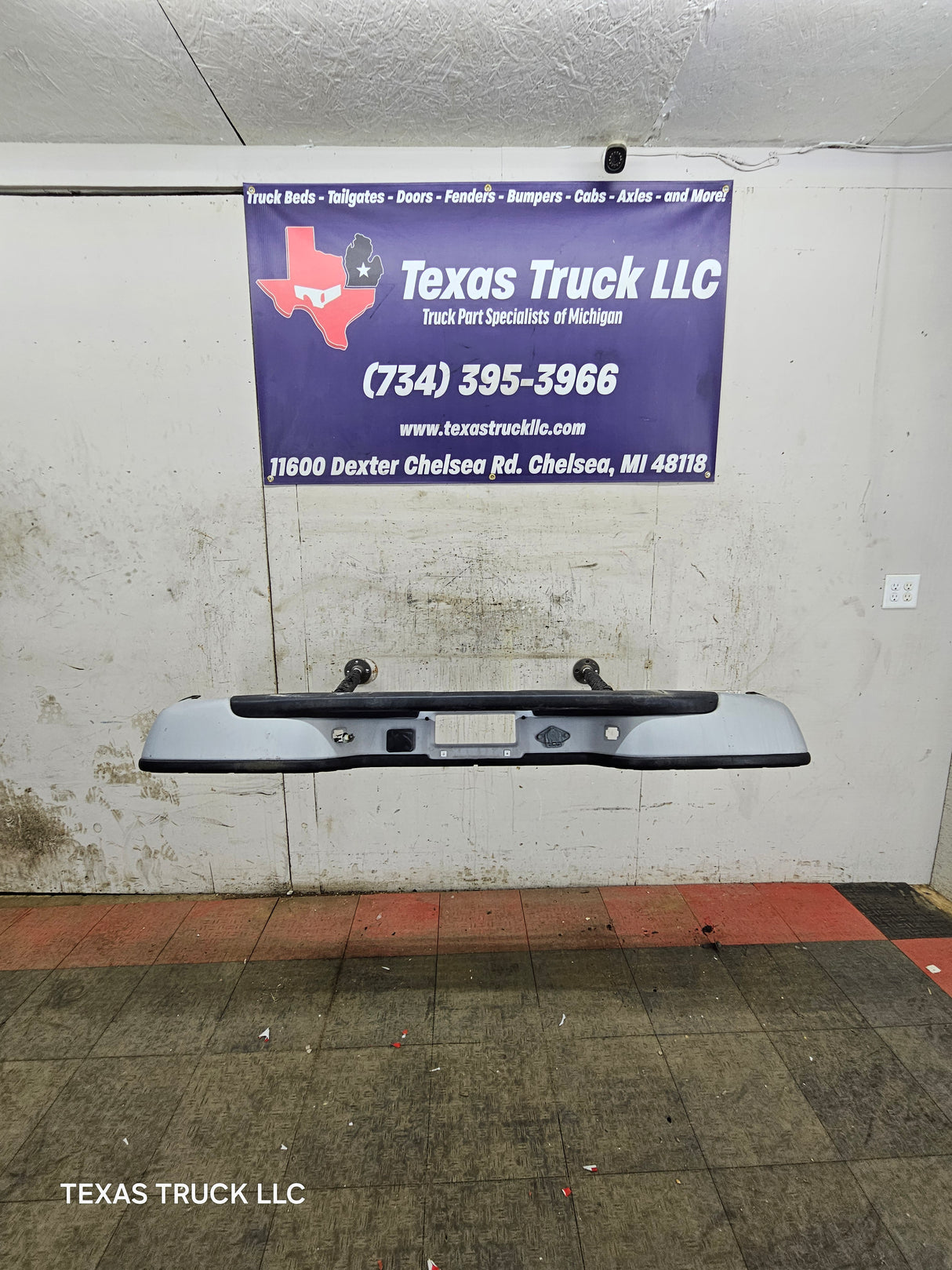 1999-2007 Chevrolet Silverado / GMC Sierra 1500 Rear Bumper