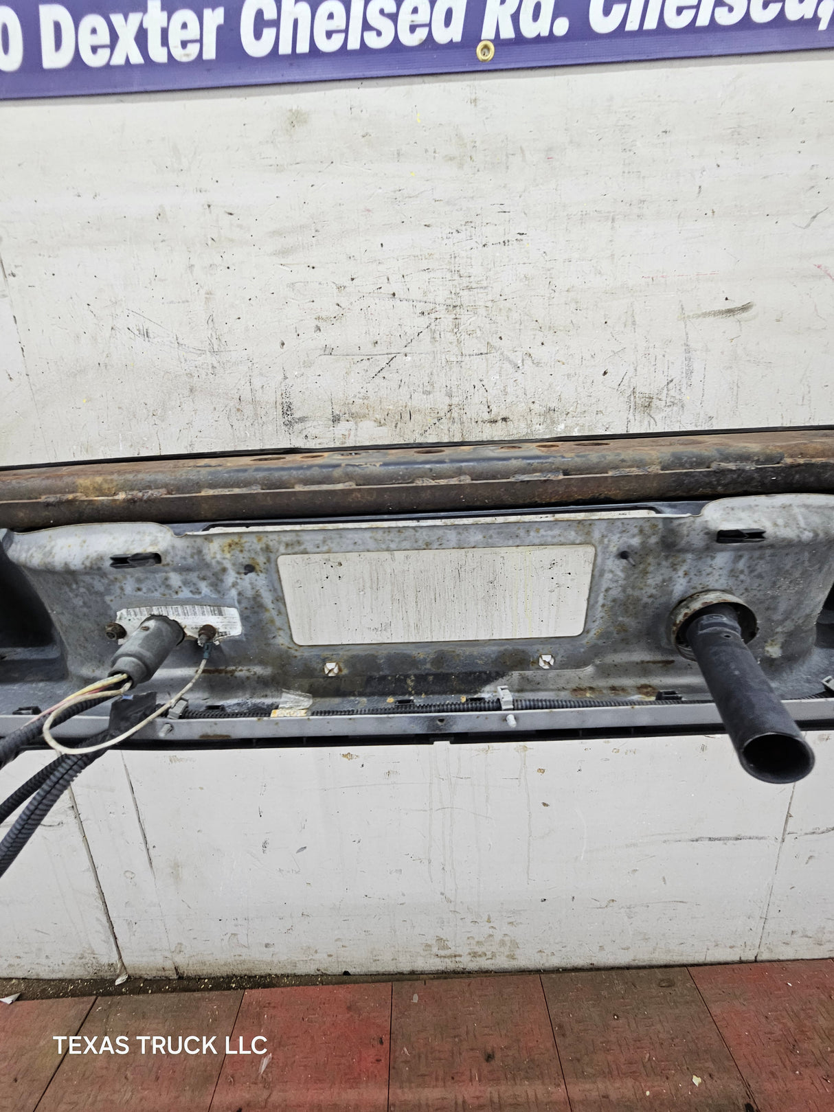 1999-2007 Chevrolet Silverado / GMC Sierra 1500 Rear Bumper