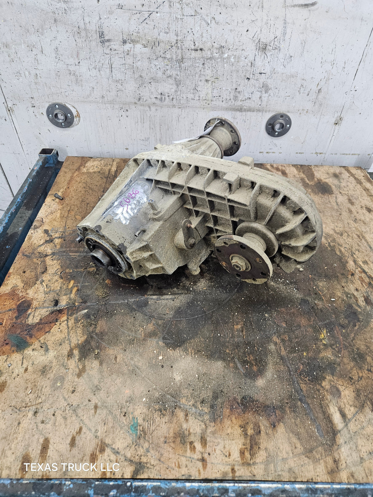 2003-2010 Ford Pickup F250 F350 F450 F550 Super Duty Manual Shift Transfer Case 6.0L 6.4l power stroke, 6.8L v10 triton, 5.4L v8 5r110 7C34 7A195 AB 97k miles