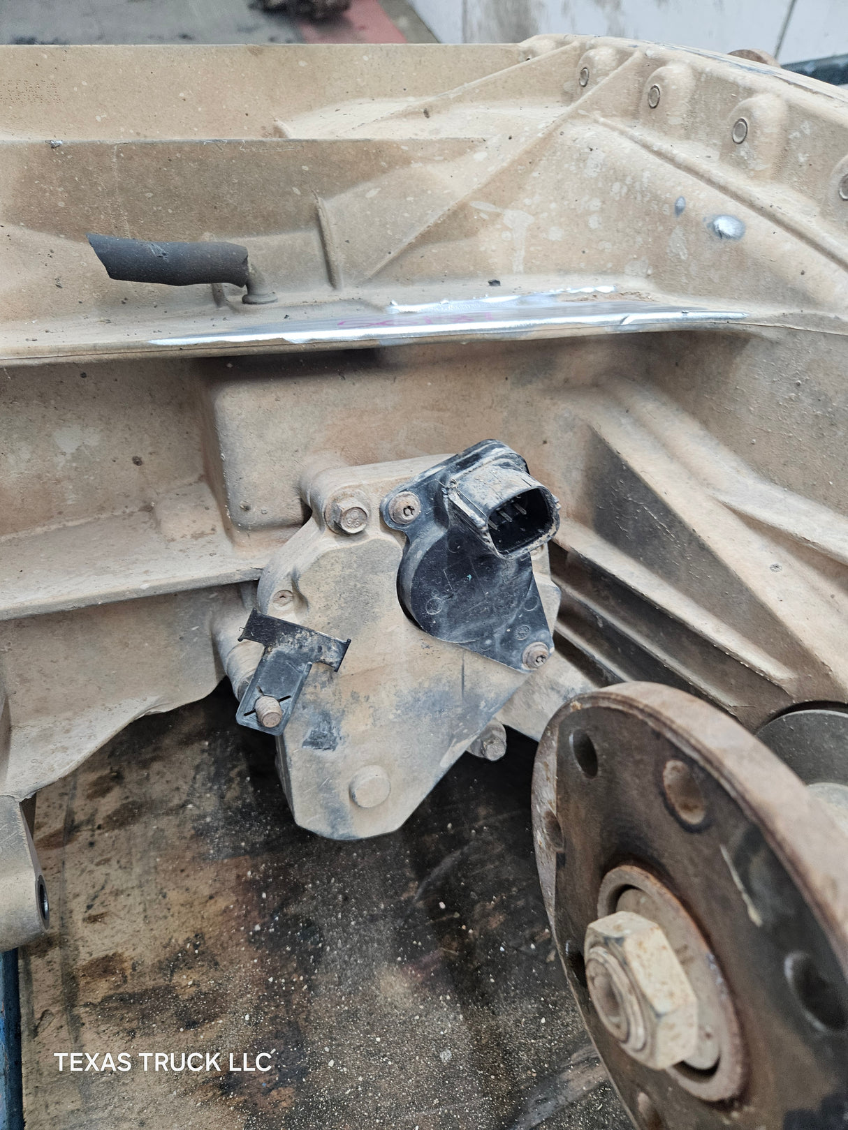 2011-2016 6.2L 6.7L Power Stroke Transfer Case slip yoke Electric Shift Ford F250 F350 F450 F550 Super Duty 198k Miles