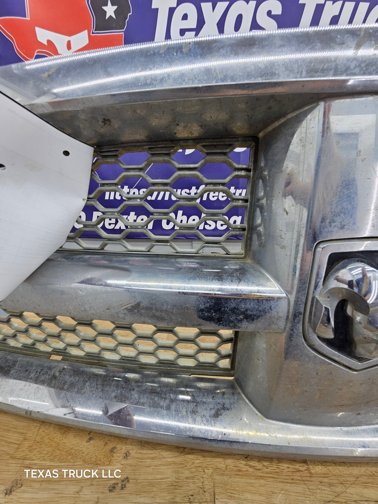 2009-2011 Dodge Ram 1500 Chrome Grill Surround