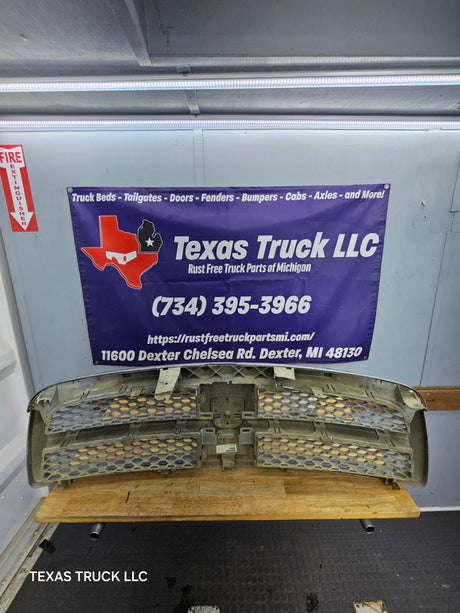 2009-2011 Dodge Ram 1500 Chrome Grill Surround