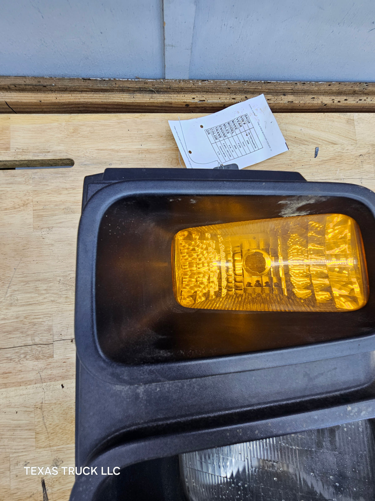 2008-2010 Ford Super Duty F250 F350 F450 F550 LH Driver Side Sealed Beam Halogen Head Light & Marker Light Bucket 7C34-13101-A